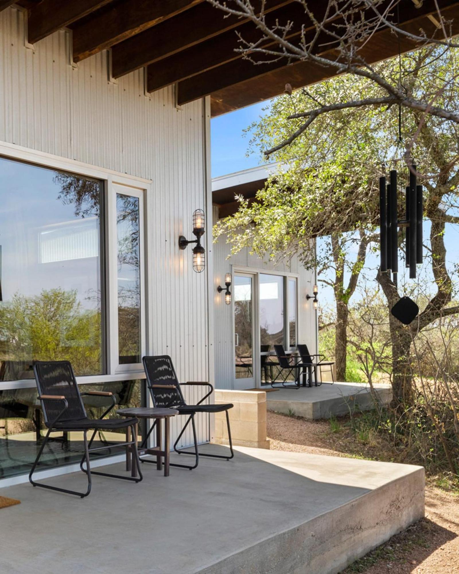 Lazo House - Riverfront With Overlooking Llano River Eksteriør billede